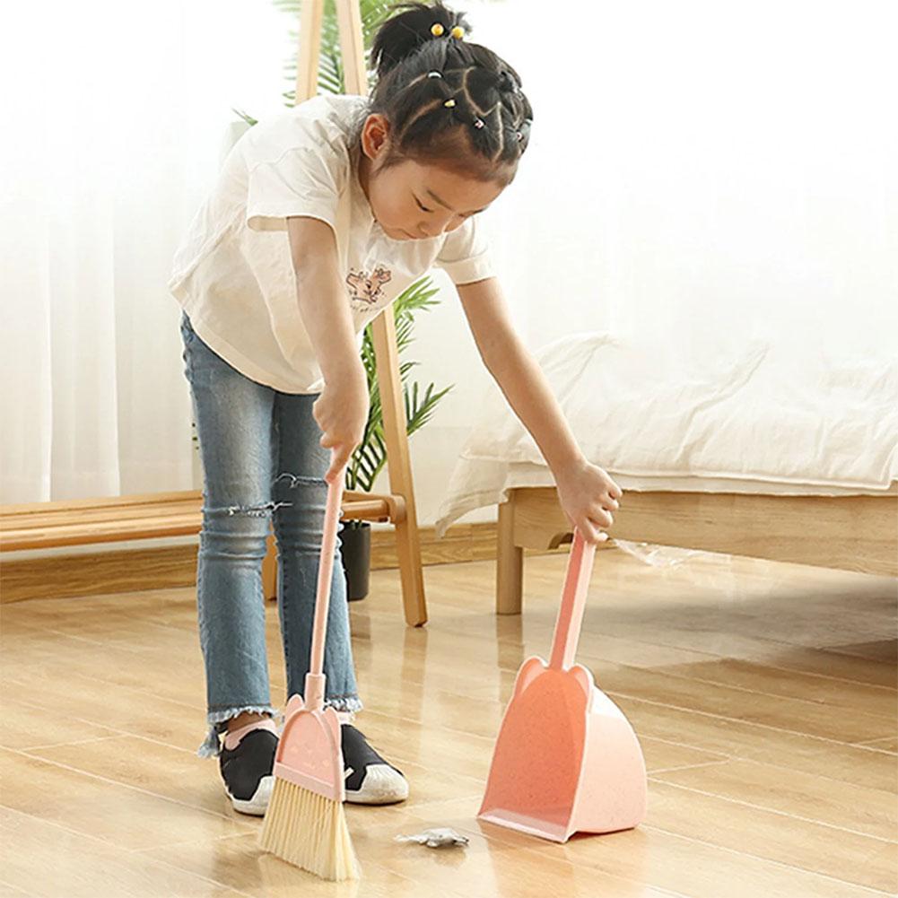 Mini Kinderbezem en Stofpan Se - Kids Outdoor Broom recensie en prijs